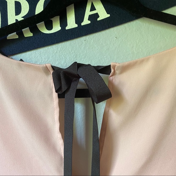 EUC Topshop ruffle sleeve v neck top - Picture 5 of 5